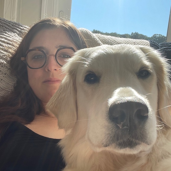 Meet your Posher, Deanna - Picture 1 of 3